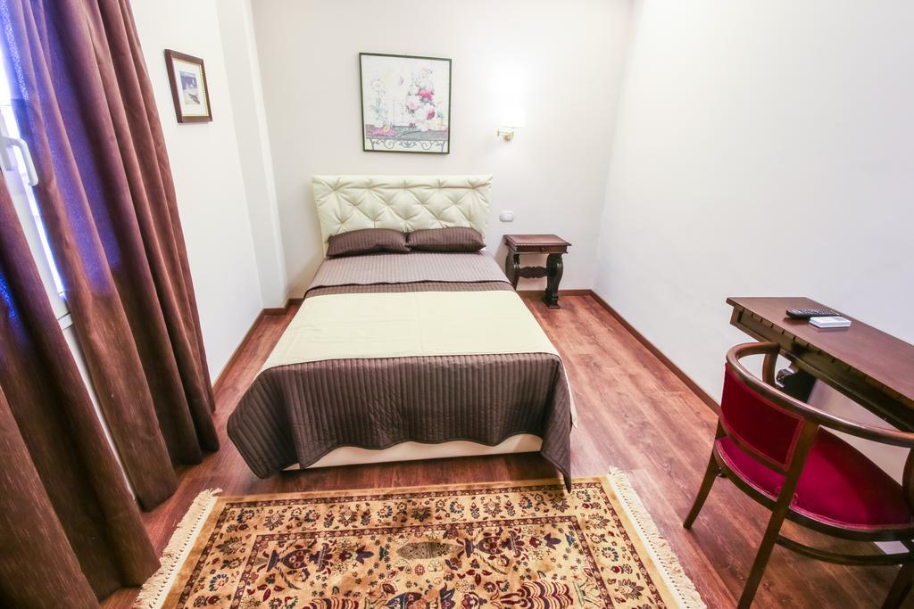 96 Guest House Reggio di Calabria Pokoj fotografie