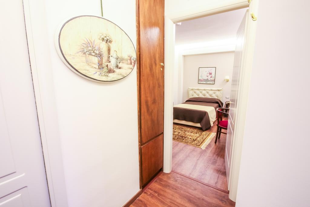 96 Guest House Reggio di Calabria Pokoj fotografie