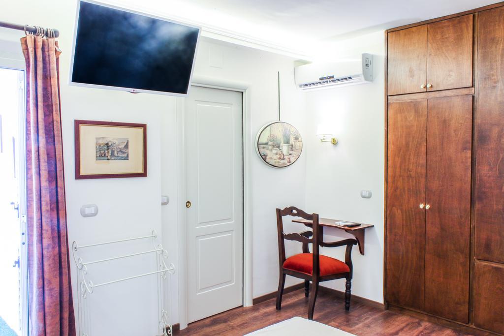 96 Guest House Reggio di Calabria Pokoj fotografie